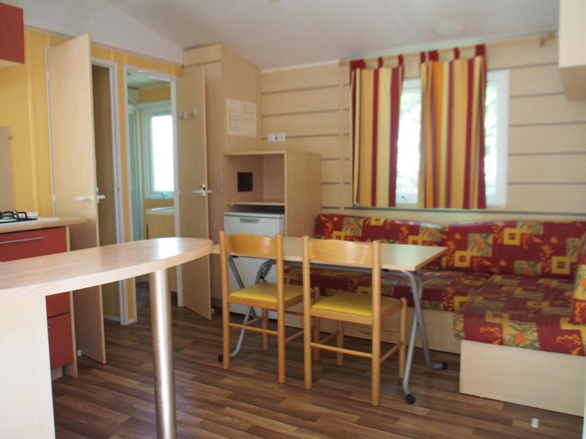Camping Mas Du Sartre Saint Alban Auriolles Ngoại thất bức ảnh